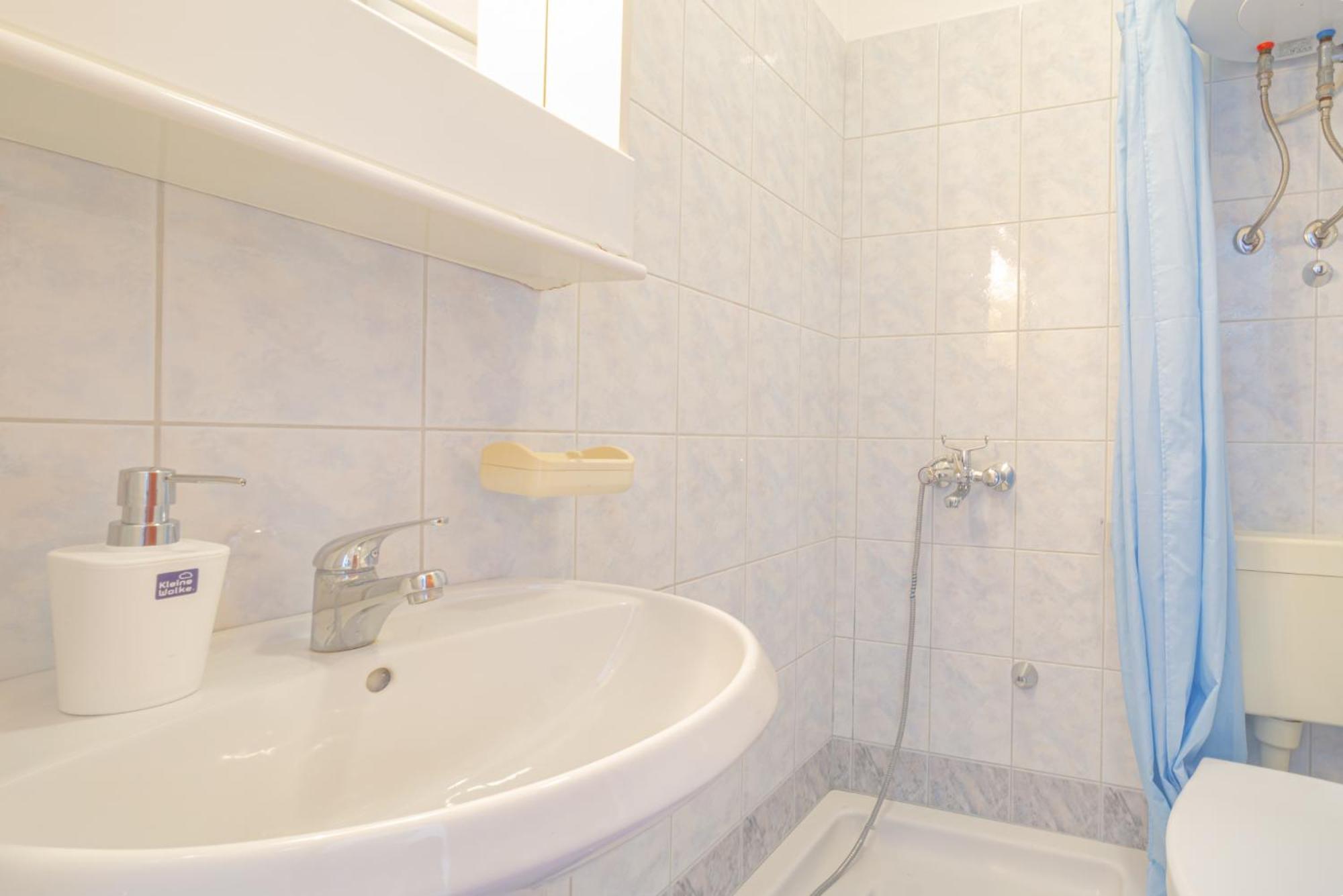 Bepic Quiet Location On A Beautiful Bay Apartment Metajna Room photo